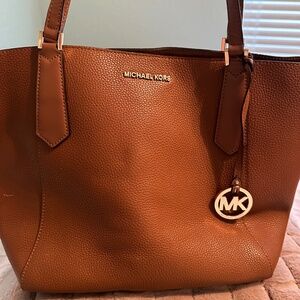 Michael Kors Tote